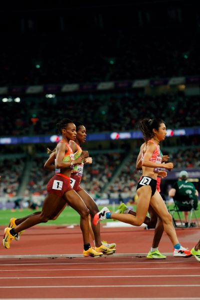 Beatrice Chebet (KEN), Faith Kipyegon (KEN), Yumi Tanaka (JPN) during the World Athletics Championships on 20.09.2025 in Tokyo.