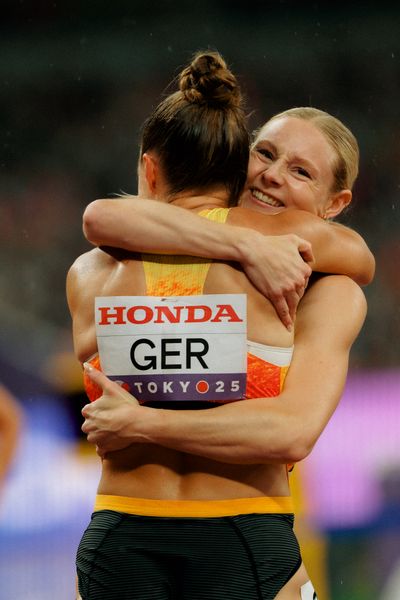 Gina Lückenkemper (GER), Sina Mayer (GER) during the World Athletics Championships on 21.09.2025 in Tokyo.