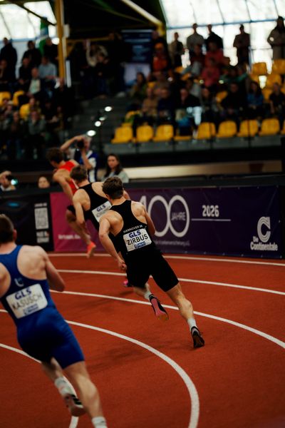Milian Zirbus (Hannover 96) am 01.03.2026 bei den Deutschen Hallen Meisterschaften in der Helmut-Körnig-Halle in Dortmund