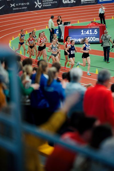 1500m der Frauen am 01.03.2026 bei den Deutschen Hallen Meisterschaften in der Helmut-Körnig-Halle in Dortmund