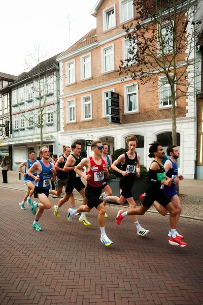 Artur Beimler (LC Cottbus), Anton Saar (Erfurter LAC), Jan Philipp Kisker (LAV Stadtwerke Tübingen) am 08.03.2026 bei den Deutschen Meisterschaften 10 km Straße in Uelzen