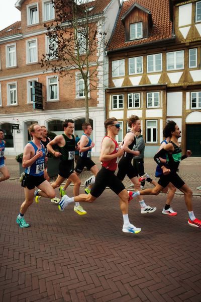 Artur Beimler (LC Cottbus), Anton Saar (Erfurter LAC), Jan Philipp Kisker (LAV Stadtwerke Tübingen) am 08.03.2026 bei den Deutschen Meisterschaften 10 km Straße in Uelzen