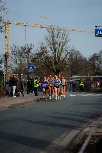 Lisa Merkel (LAV Stadtwerke Tübingen), Domenika Mayer (LG TELIS FINANZ Regensburg), Eva Dieterich (LAV Stadtwerke Tübingen) am 08.03.2026 bei den Deutschen Meisterschaften 10 km Straße in Uelzen