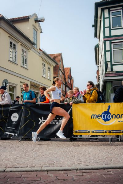 Lea Brückner (Hamburg Running) am 08.03.2026 bei den Deutschen Meisterschaften 10 km Straße in Uelzen