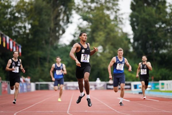Malik Diakité (Hannover 96) ueber 400m am 21.08.2021 bei den Deutschen Meisterschaften Mehrkampf im Auestadion in Wesel (Tag 2)